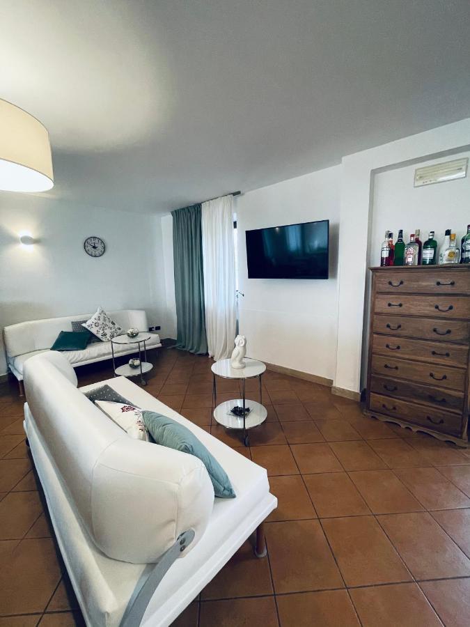 Tenuta Re Ferdinando Santa Maria Capua Vetere Bagian luar foto