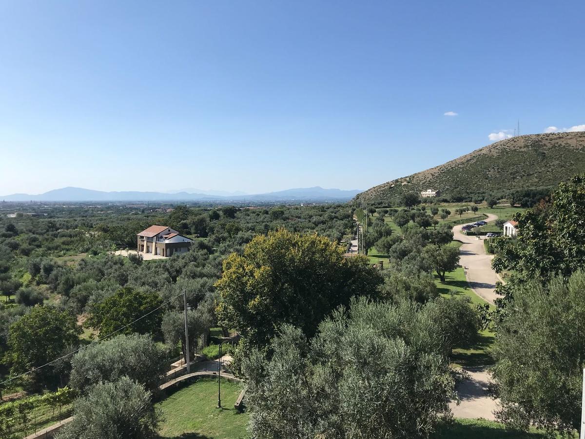 Tenuta Re Ferdinando Santa Maria Capua Vetere Bagian luar foto